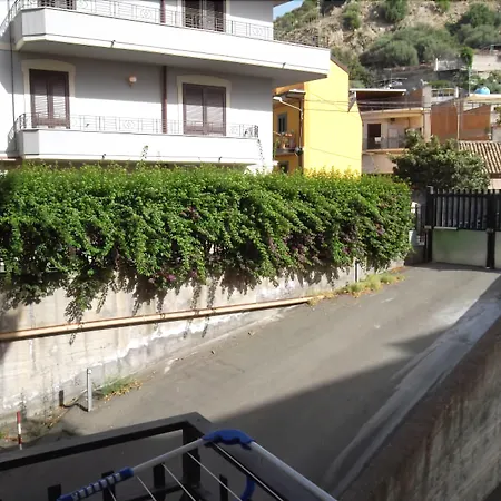 شقة Bouganville كالاتابيانو