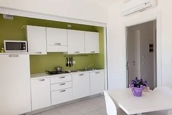 شقة Bouganville كالاتابيانو