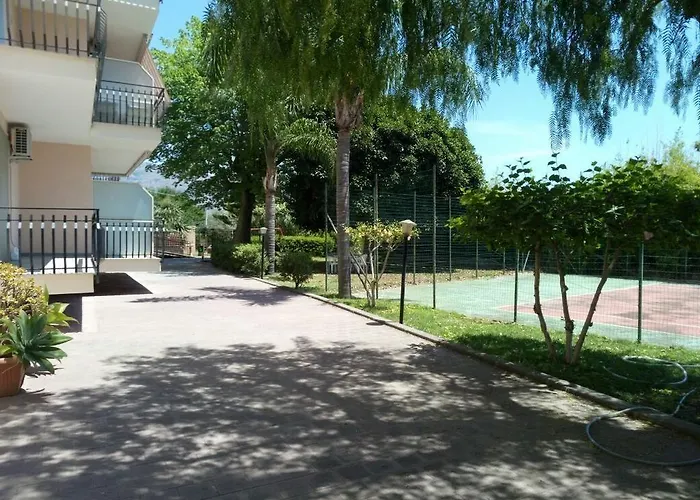 Bouganville קלטביאנו